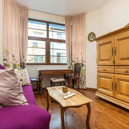 Apartamento The Blue House In Kapana - Aristocratic 1bd Flat Plovdiv