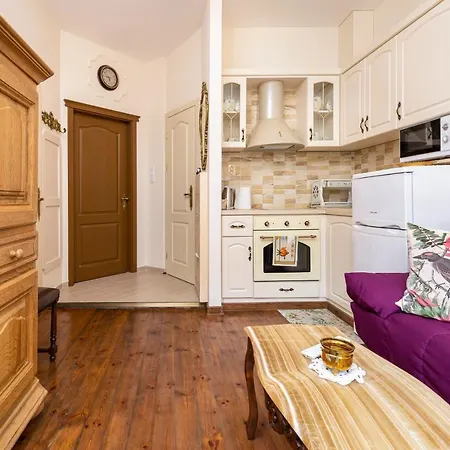 Apartamento The Blue House In Kapana - Aristocratic 1bd Flat Plovdiv